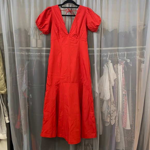 Abercrombie & Fitch Dresses & Skirts - Abercrombie & Fitch Puff Sleeve Slim Poplin Midi Dress